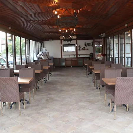 Ξενοδοχείο Erdem 3*